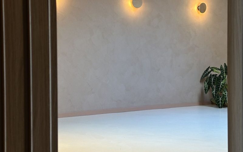 yogastudio MIKA Yoga Coffee Bilthoven doorkijk